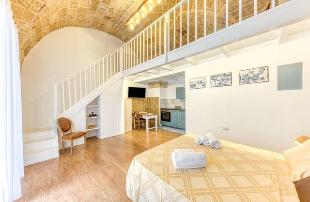 Apartment 'Appartamento Profumo Vicino Al Mare' with Air Conditioning