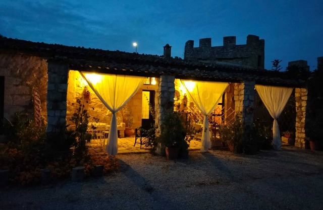 Apartment 'Appartamento Torrione' with Private Terrace, Wi-Fi and Air Conditioning