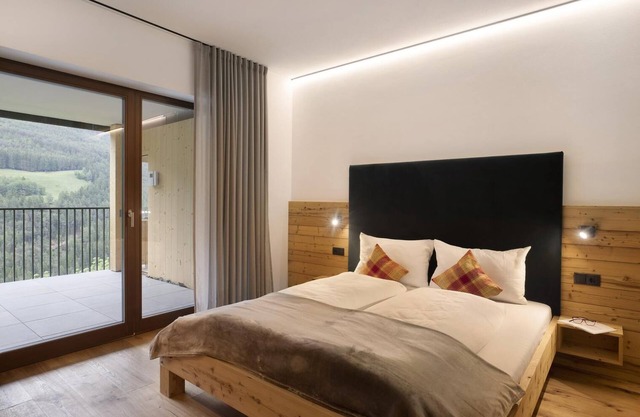 Ferienwohnung "Archehof Hochzirm Lodge Johanna" mit Bergblick, Sauna & Terrasse