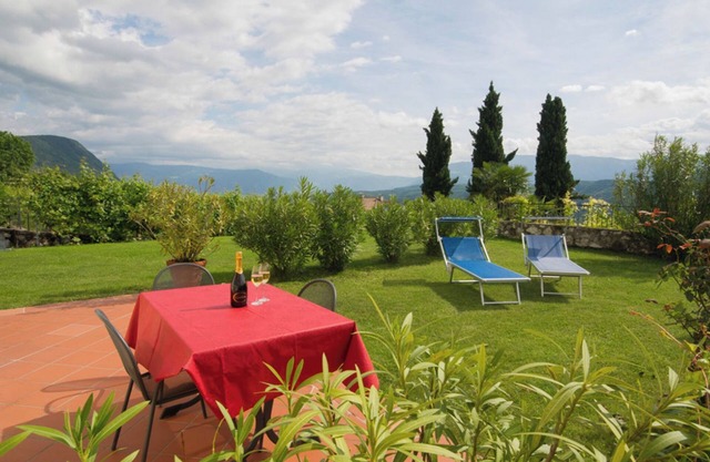 Ferienwohnung 'Aurora' mit Bergblick, privater Terrasse und Wi-Fi