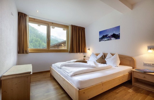 Ferienwohnung 'Ausserglieshof Wohnung Weißkugel' mit Bergblick, Gemeinschaftsgarten und WLAN