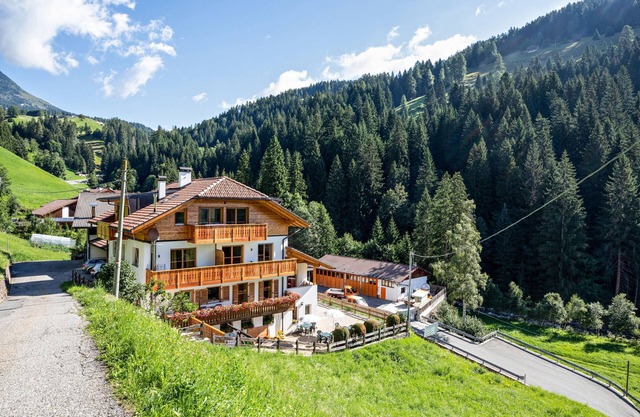 Ferienwohnung 'Bachwiesl Hof Ocker' mit Bergblick, Gemeinschaftsterrasse und WLAN