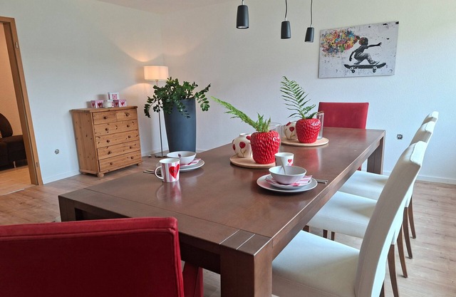 Ferienwohnung 'Bei Tanja Und Marcus' mit Terrasse, Garten und Wi-Fi