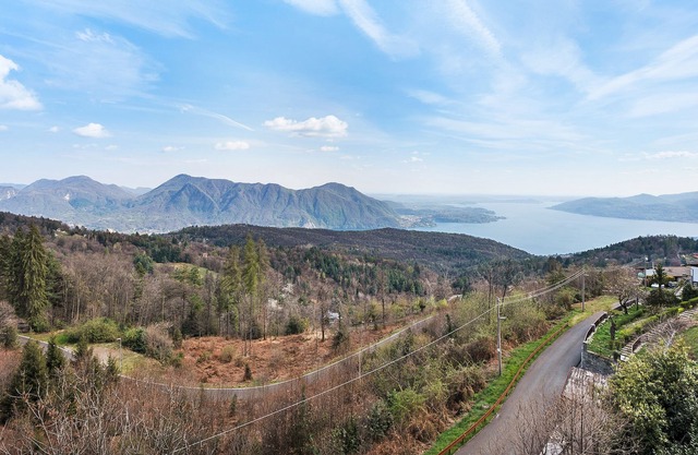 Apartment Bella Vista with Lake View, Garden & Wi-Fi