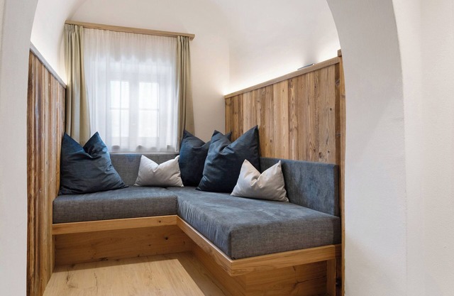 Ferienwohnung 'Bertollhof Weingenuss' mit Bergblick, Gemeinschaftsterrasse und Wi-Fi