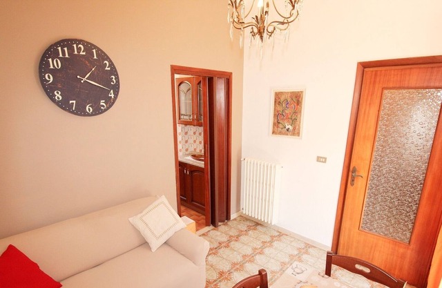 Wohnung zwischen Weinbergen und Oliven, Entspannung und Wellness 20 Minuten vom Meer entfernt
