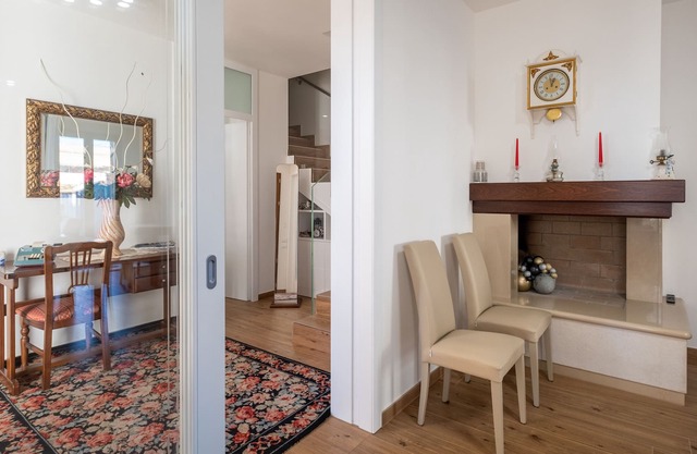 Apartment "Bianco Le Murise" with Private Terrace, Wi-Fi & Air Conditioning
