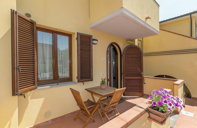 Ferienwohnung Bilocale Ciliegiolo mit Terrasse, Gemeinschaftspool und WLAN