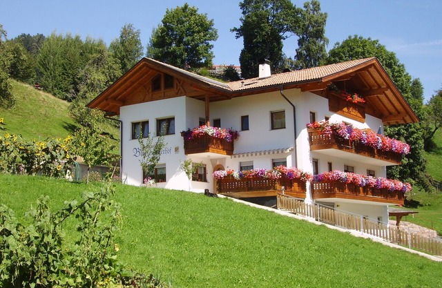 Ferienwohnung "Boznermüllerhof-Geranie" mit WLAN, Balkon und Blick in die Natur