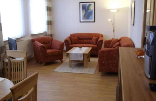 Ferienwohnung Marken, Dusche, WC, Erdgeschoss - Ferienwohnungen Marken
