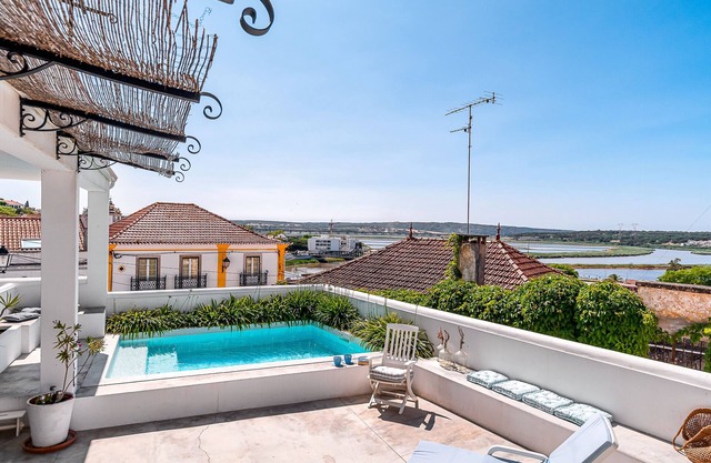 Ferienwohnung 'Calçada' mit privatem Pool, privater Terrasse und Wi-Fi
