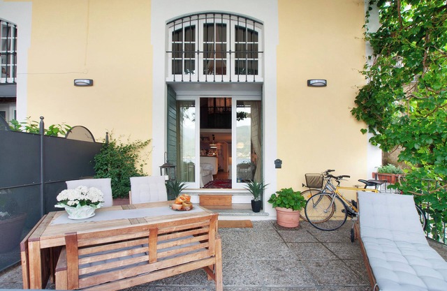 Ferienwohnung 'Casa Al Molo' mit Seeblick, Garten und WLAN