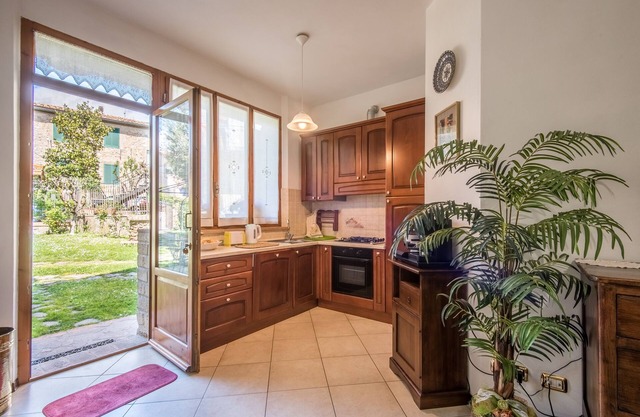 Apartment 'Casa Azzurra' with Shared Garden and Wi-Fi