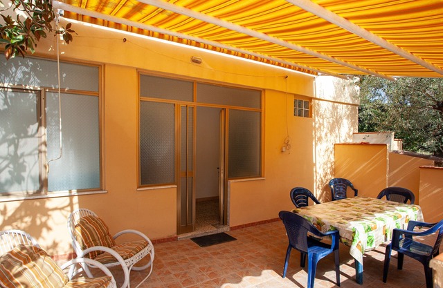 Ferienwohnung Casa Azzurra mit Terrasse und Klimaanlage
