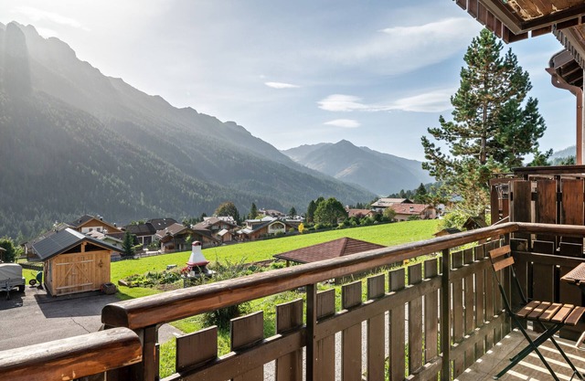 Ferienwohnung 'Casa Caterina' mit Bergblick, privater Terrasse und WLAN