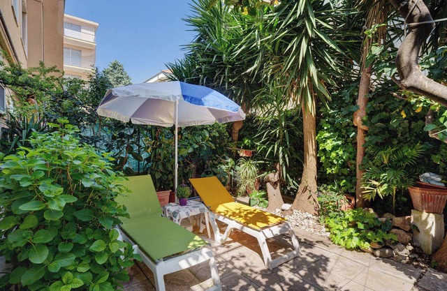 Ferienwohnung 'Casa Dei Garofani - Kostenloses Parken' mit privatem Garten