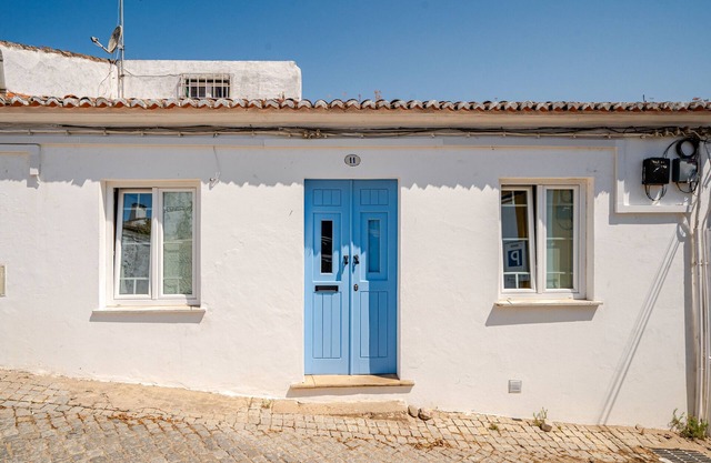 Ferienwohnung 'Casa Do Castelo' mit privatem Garten, Wi-Fi und Klimaanlage
