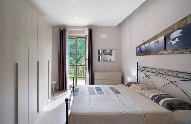 Ferienwohnung 'Casa Emma' mit Bergblick, Balkon und Wi-Fi