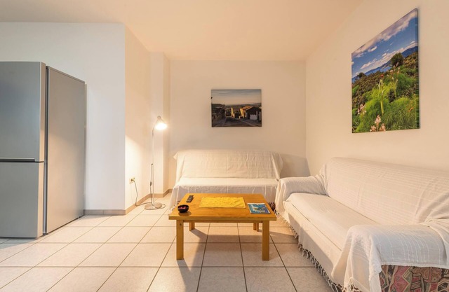 Ferienwohnung Casa Colonia 2 mit Meerblick, Terrasse und WLAN