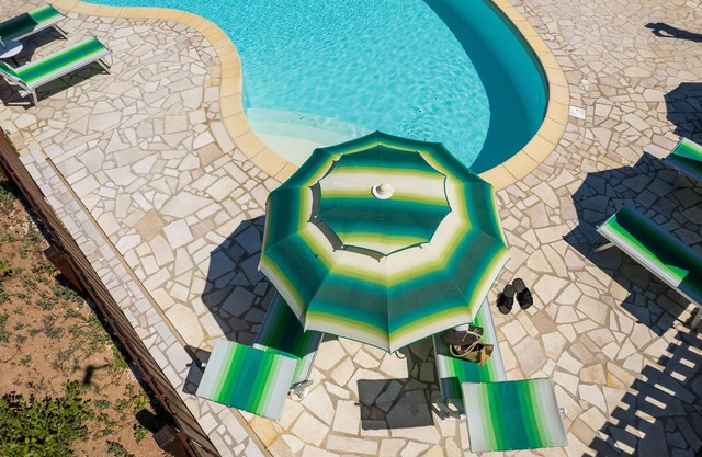 Ferienwohnung 'Casa Lentischio Piscina Evista Mare' mit Meerblick, Gemeinschaftspool und WLAN