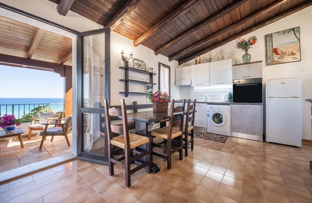 Ferienwohnung Casa Mariano mit Klimaanlage Balkon und fantastischem Meerblick; Parkplätze vorhanden