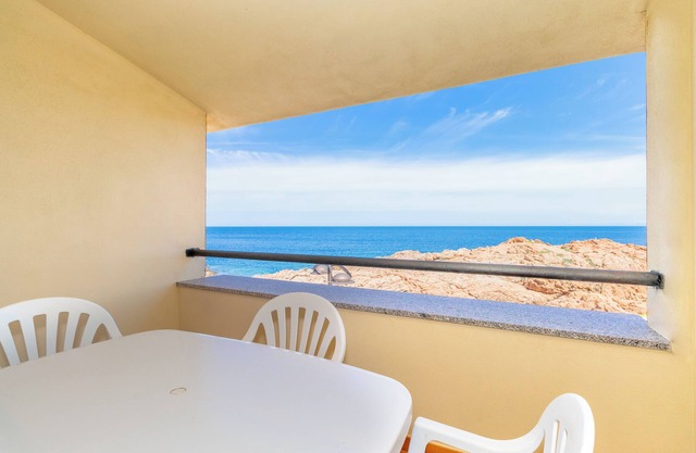 Ferienwohnung "Casa sulla Scogliera Isola Rossa" auf Isola Rossa