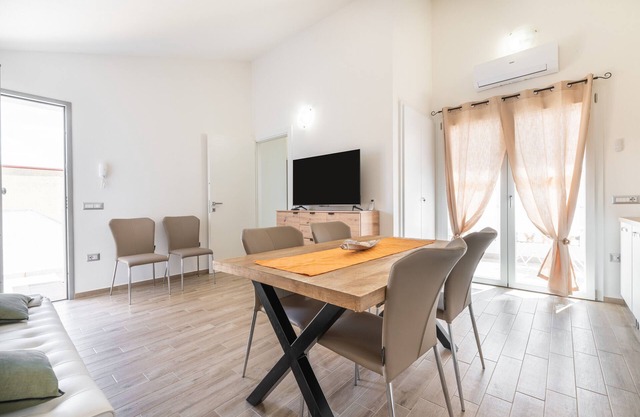 Ferienwohnung 'Casa Vacanze Alba Mar' mit Balkon, WLAN und Klimaanlage
