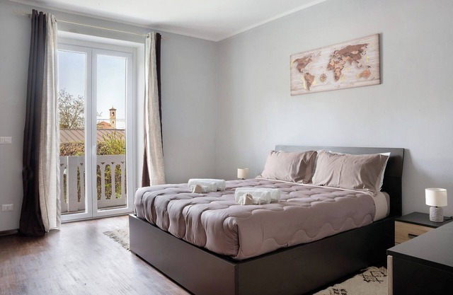 Apartment 'Casa Vacanze Nada' with Private Terrace, Wi-Fi and Air Conditioning