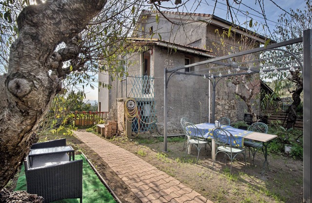 Ferienwohnung 'Casa Vita' mit Meerblick, Privatem Garten und Wi-Fi