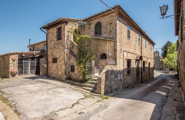 Ferienwohnung Casale Rosennano - Padronale mit Gemeinschaftsgarten und WLAN