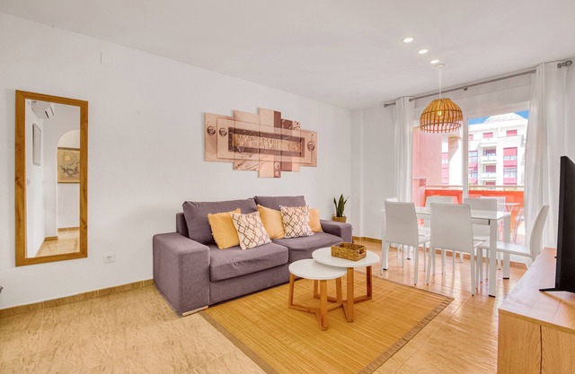 Ferienwohnung "Castillo-playa" mit Gemeinschaftspool, Privater Terrasse und WLAN