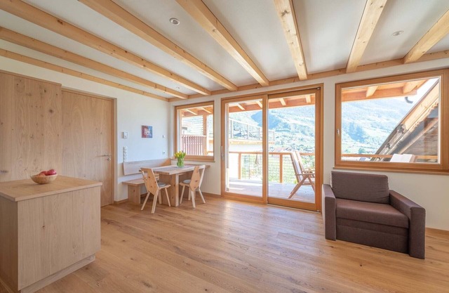 Ferienwohnung 'Cataleya' mit Bergblick, Gemeinschaftspool und Wi-Fi