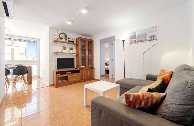 Ferienwohnung 'Central Modern 3bdr' mit WLAN und Klimaanlage