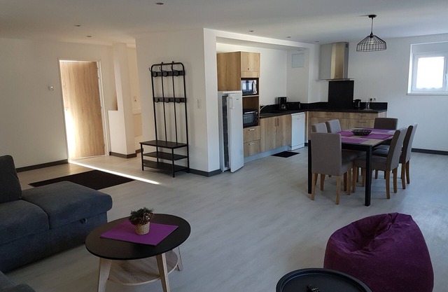 NEU Cerf Apartment 4 * Sauna und Spa
