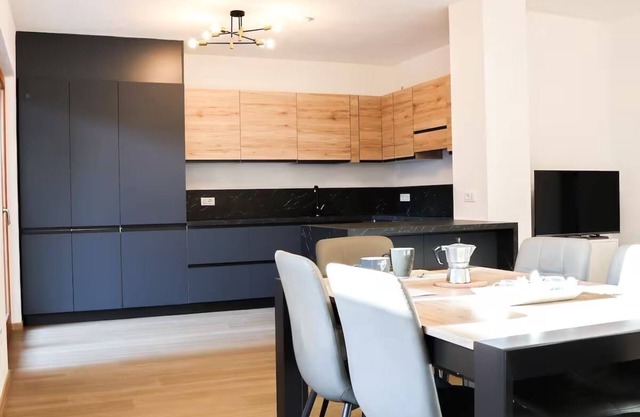 Apartment Cervo Felice, in the center of Belluno with parking and private garden
