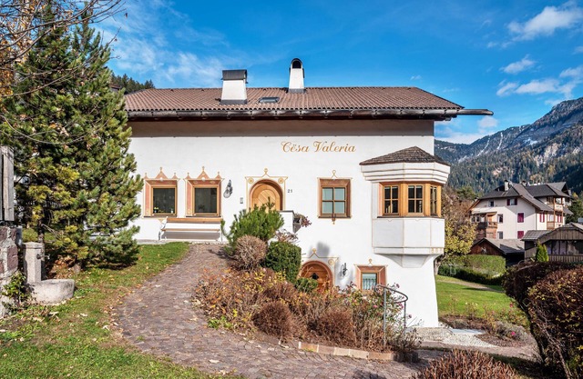 Ferienwohnung "Cesa Valeria App Sonia" mit Bergblick, Gemeinschaftsgarten und WLAN