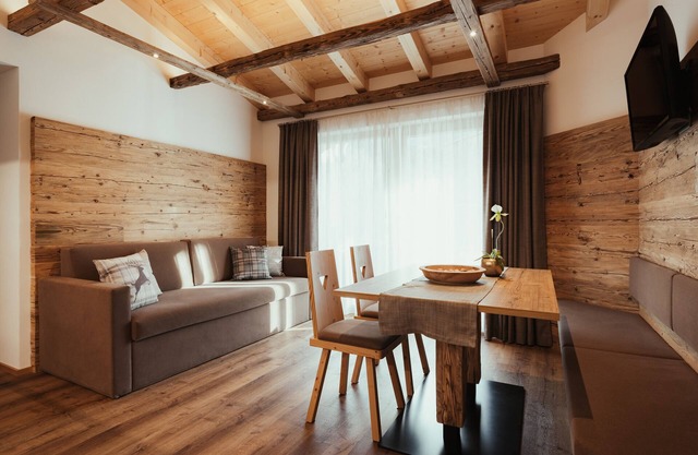 Ferienwohnung "Chalet La Flüta Viola" mit Bergblick, Balkon und WLAN
