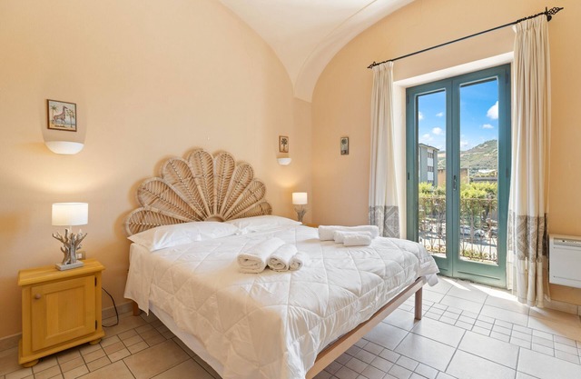 Ferienwohnung 'Color Sabbia' mit Balkon, Wi-Fi und Klimaanlage