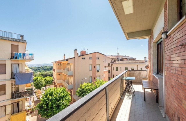 Apartment 'Comfort Alle Terme' with Balcony and Wi-Fi