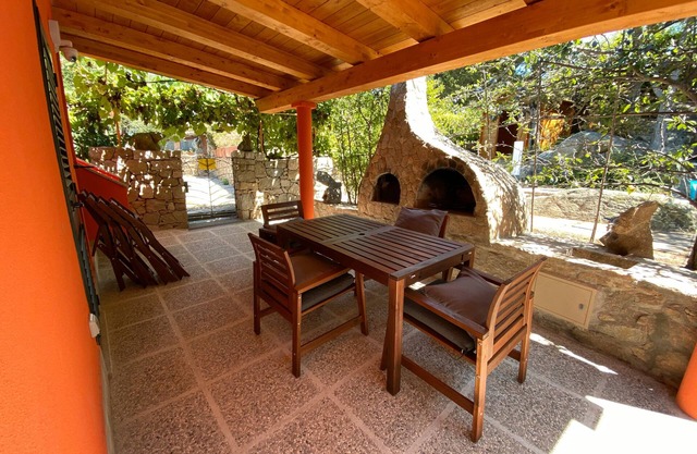 Apartment 'Corallo - Porto Pollo' with Sea View, Wi-Fi and Air Conditioning