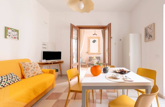 Ferienwohnung 'Corte Curatolo - Mana' mit Gemeinschaftsterrasse, Wi-Fi und Klimaanlage