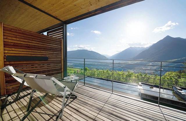 Ferienwohnung 'Dahoam - Vistasuite' mit Bergblick, Gemeinschaftspool und WLAN