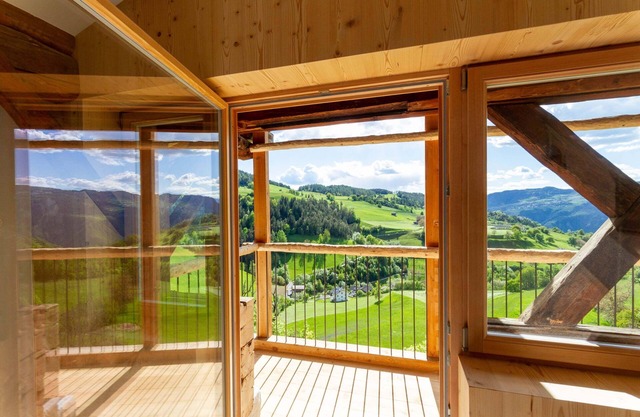 Ferienwohnung "Daimlhof Ferienwohnung Lärchenzweig" mit Bergblick, Garten, Balkon und WLAN