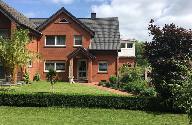 Ferienwohnung Bohse am Wald, Alleinlage, Badesee in der Nähe. 01520 3904442