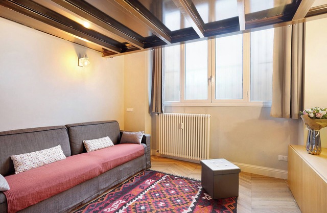 Ferienwohnung 'Dezza Loft' mit privater Terrasse, WLAN und Klimaanlage