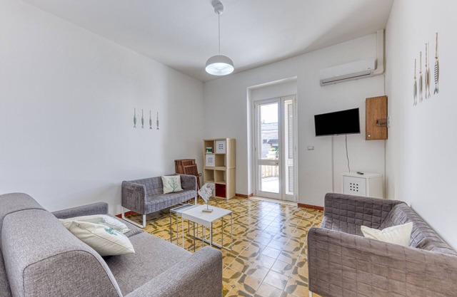Ferienwohnung 'Dimora Ristola' mit Meerblick, privater Terrasse und Klimaanlage