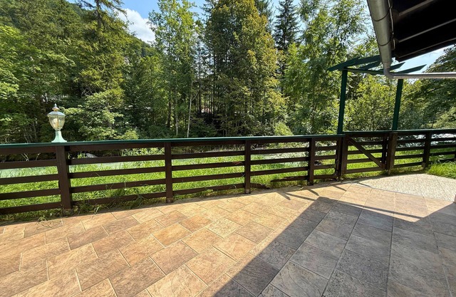 Apartment - directly on the river, balcony, rustic, idyllic, 5 min from the wildlife park