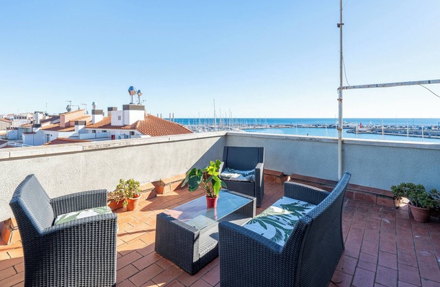 Ferienwohnung 'Dúplex Puerto' mit Meerblick und Balkon
