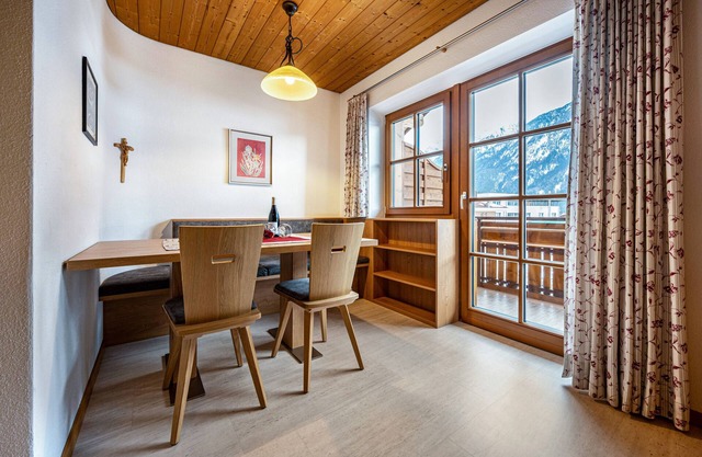 Ferienwohnung "Duregger App Sonnenschein" mit Bergblick, Garten und WLAN