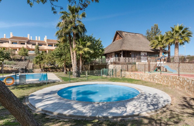 Ferienwohnung 'El Oasis Monaco 10 1B' mit Gemeinschaftspool, Wi-Fi und Klimaanlage